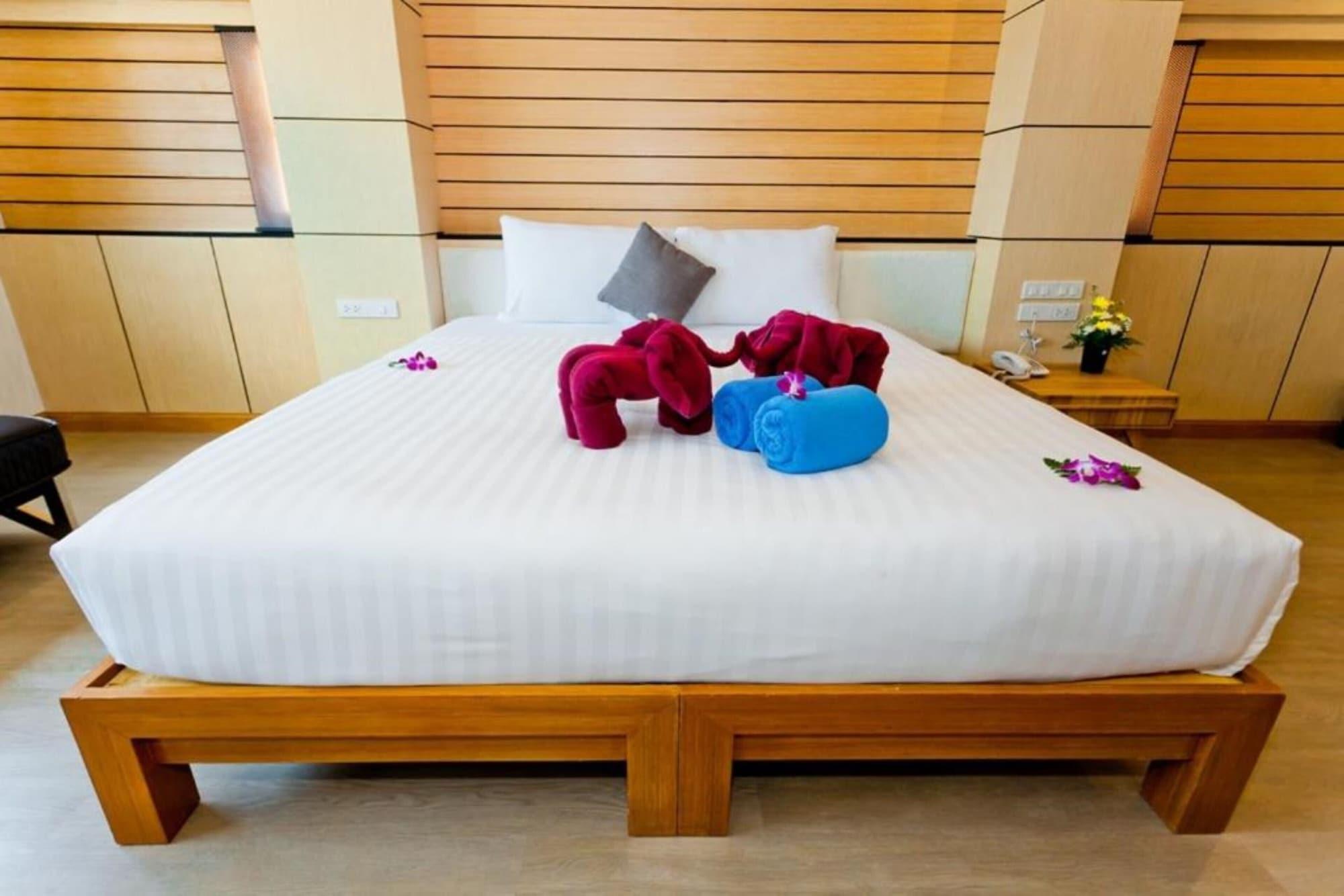 Anda Beachside Hotel SHA Karon Exterior foto