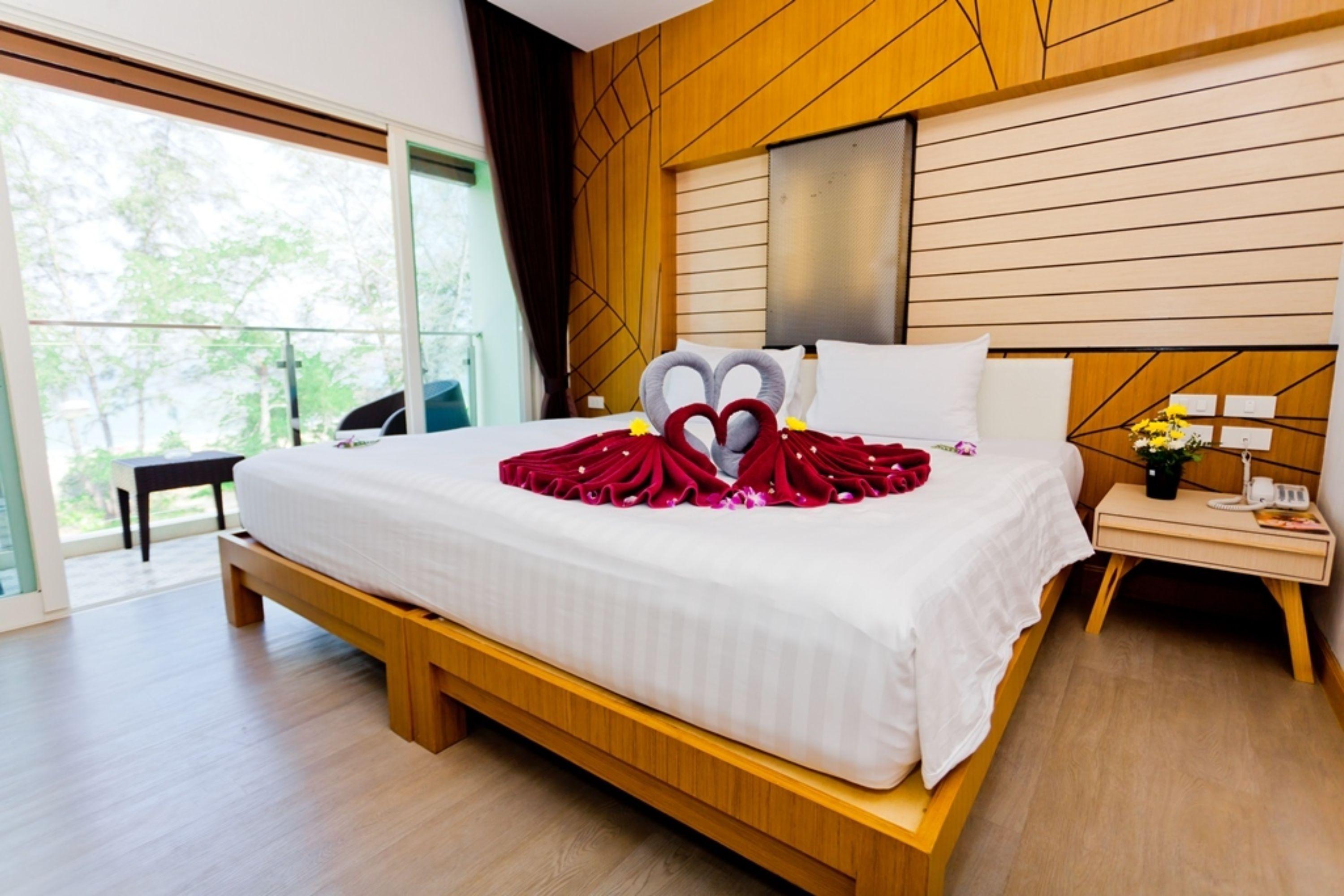 Anda Beachside Hotel SHA Karon Exterior foto