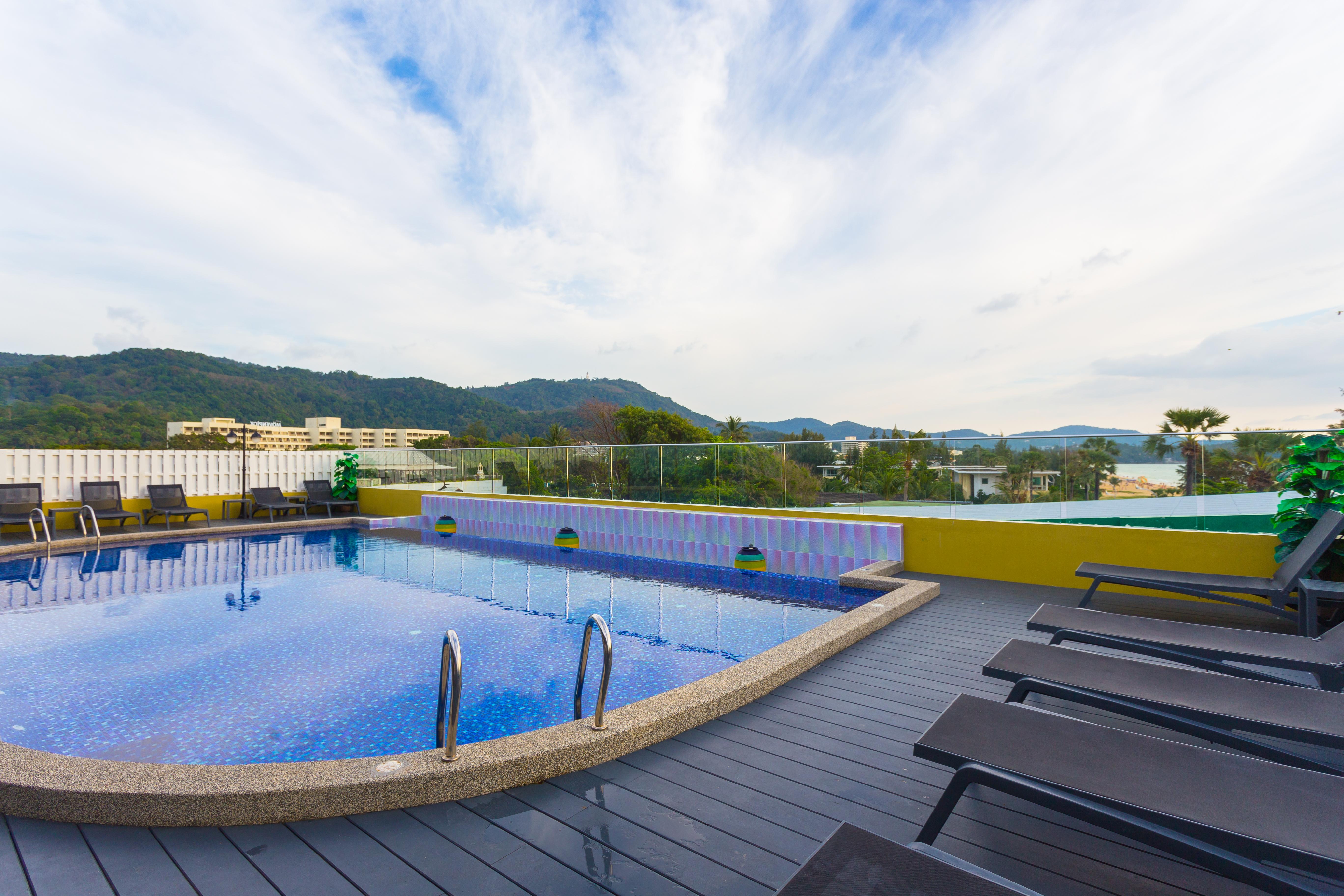 Anda Beachside Hotel SHA Karon Exterior foto