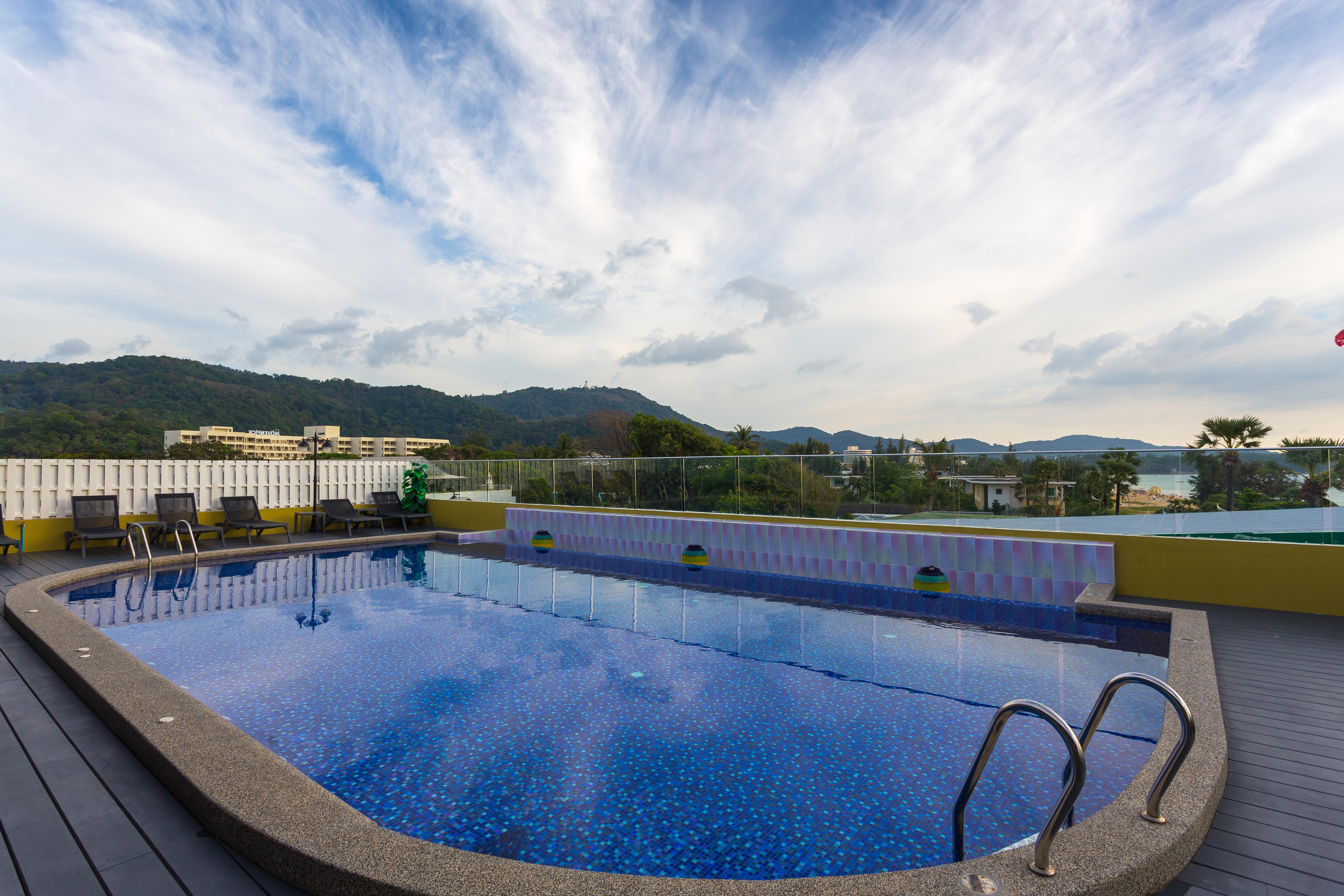 Anda Beachside Hotel SHA Karon Exterior foto