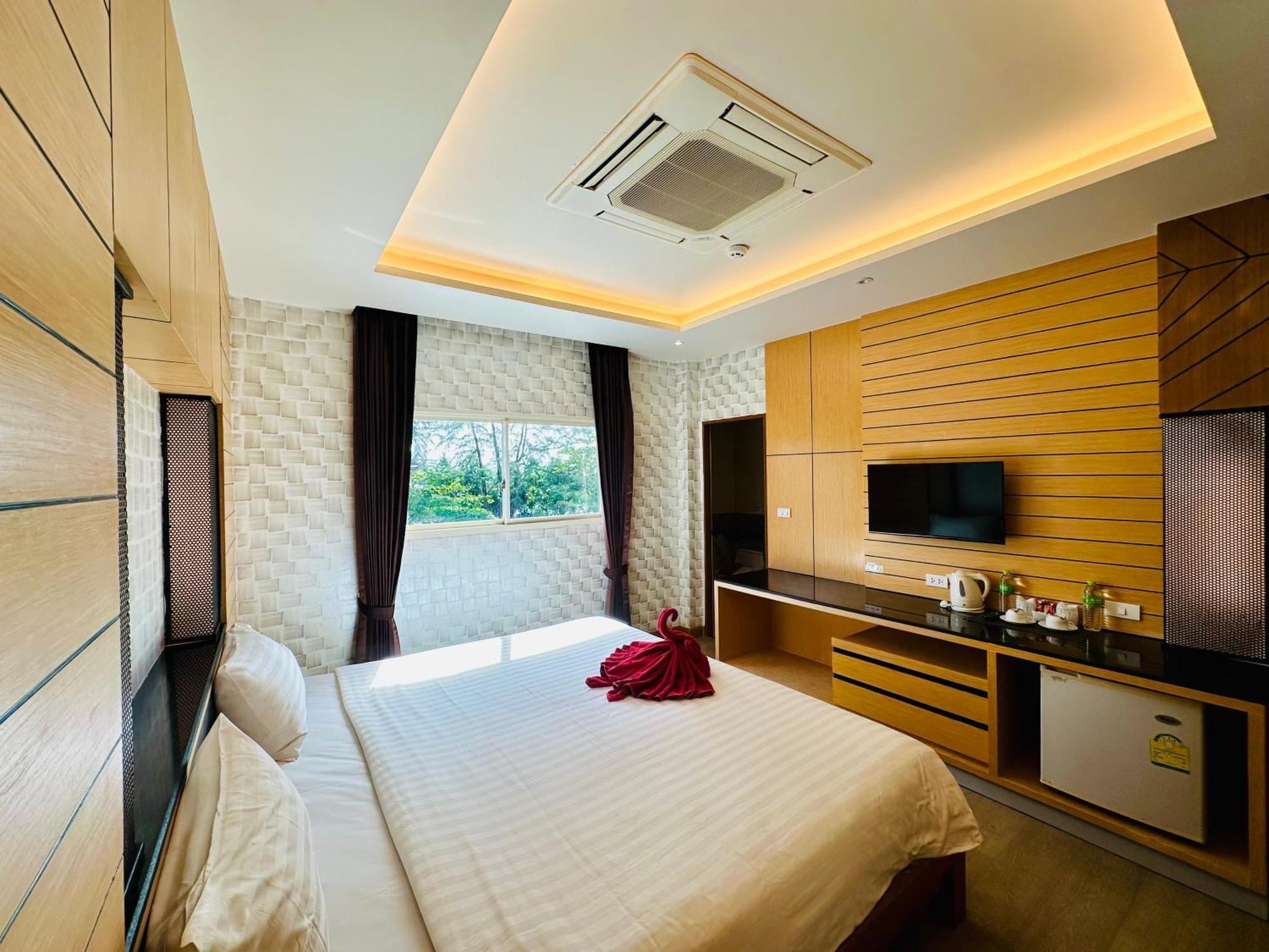 Anda Beachside Hotel SHA Karon Exterior foto